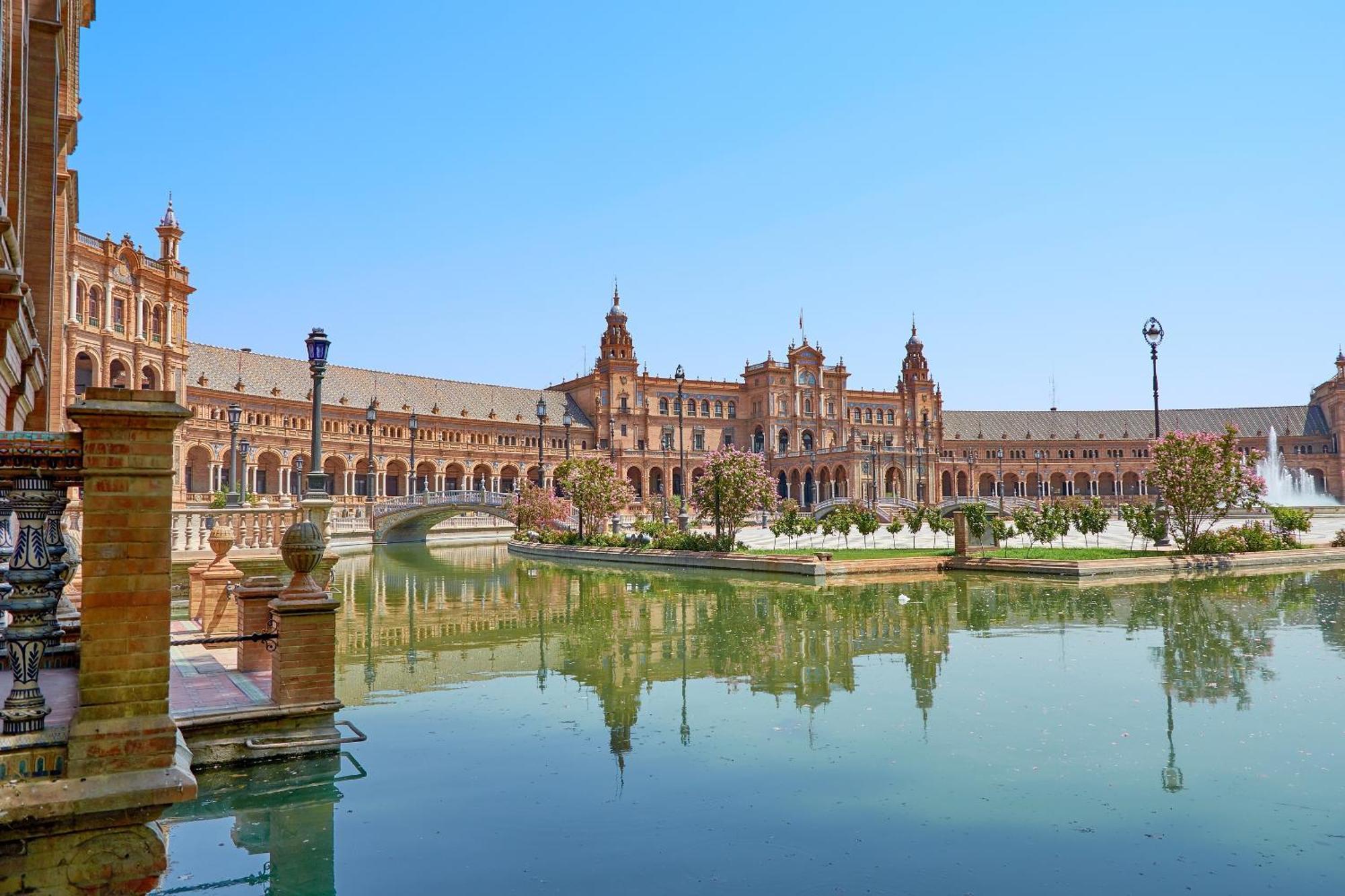 The Hercules Home, Seville